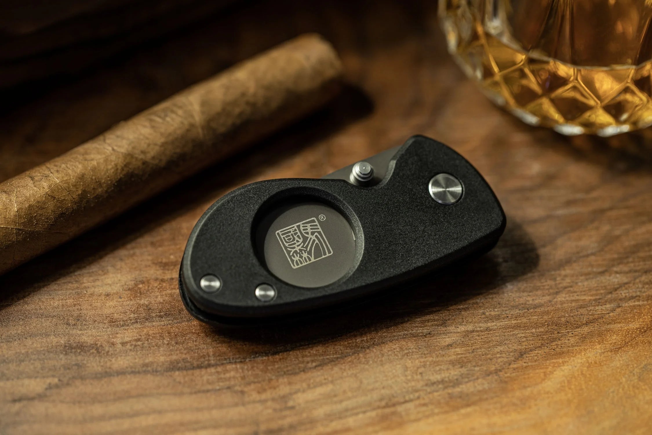 Almar Havana Clipper™ Cigar Cutter