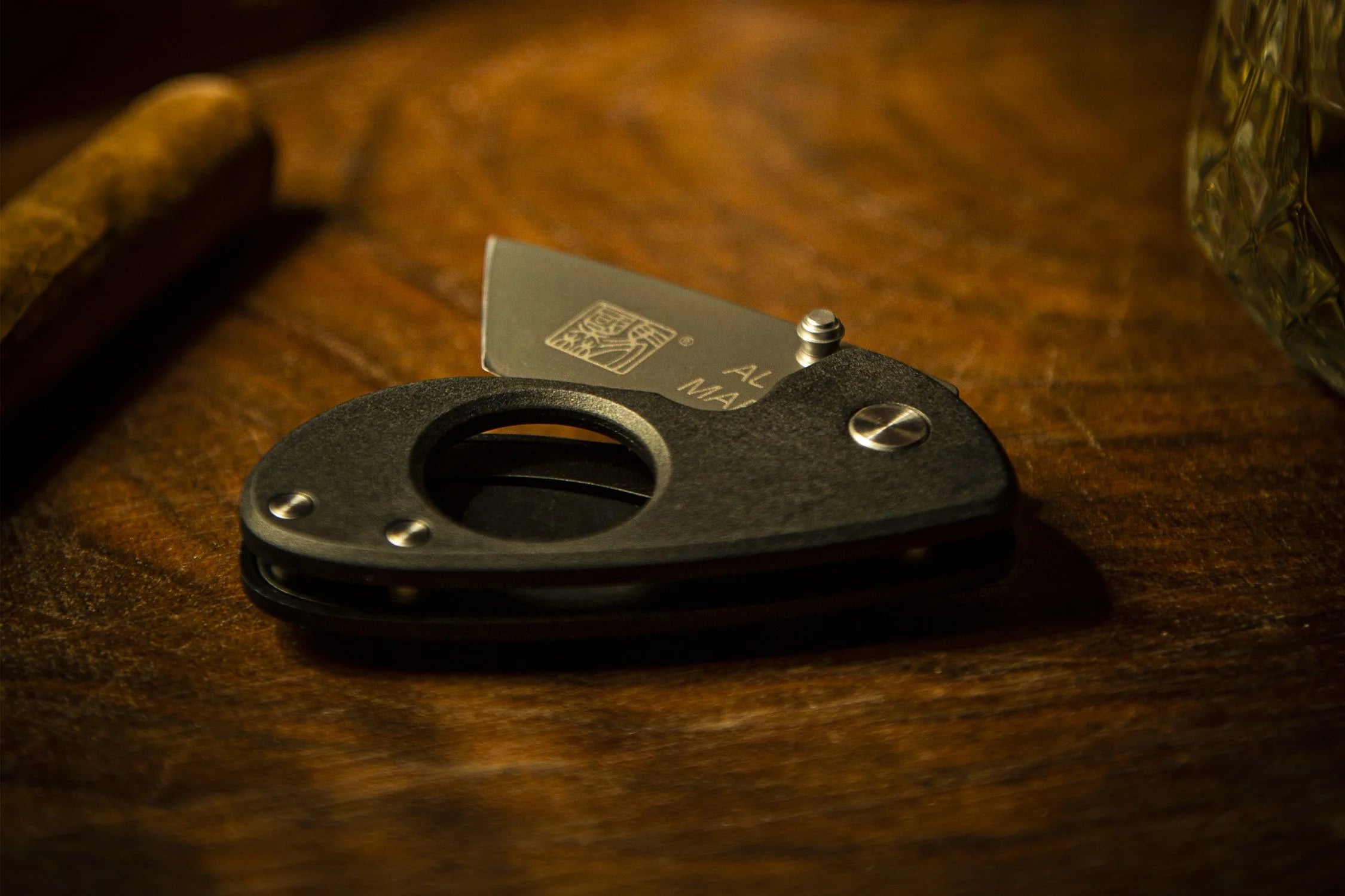 Almar Havana Clipper™ Cigar Cutter