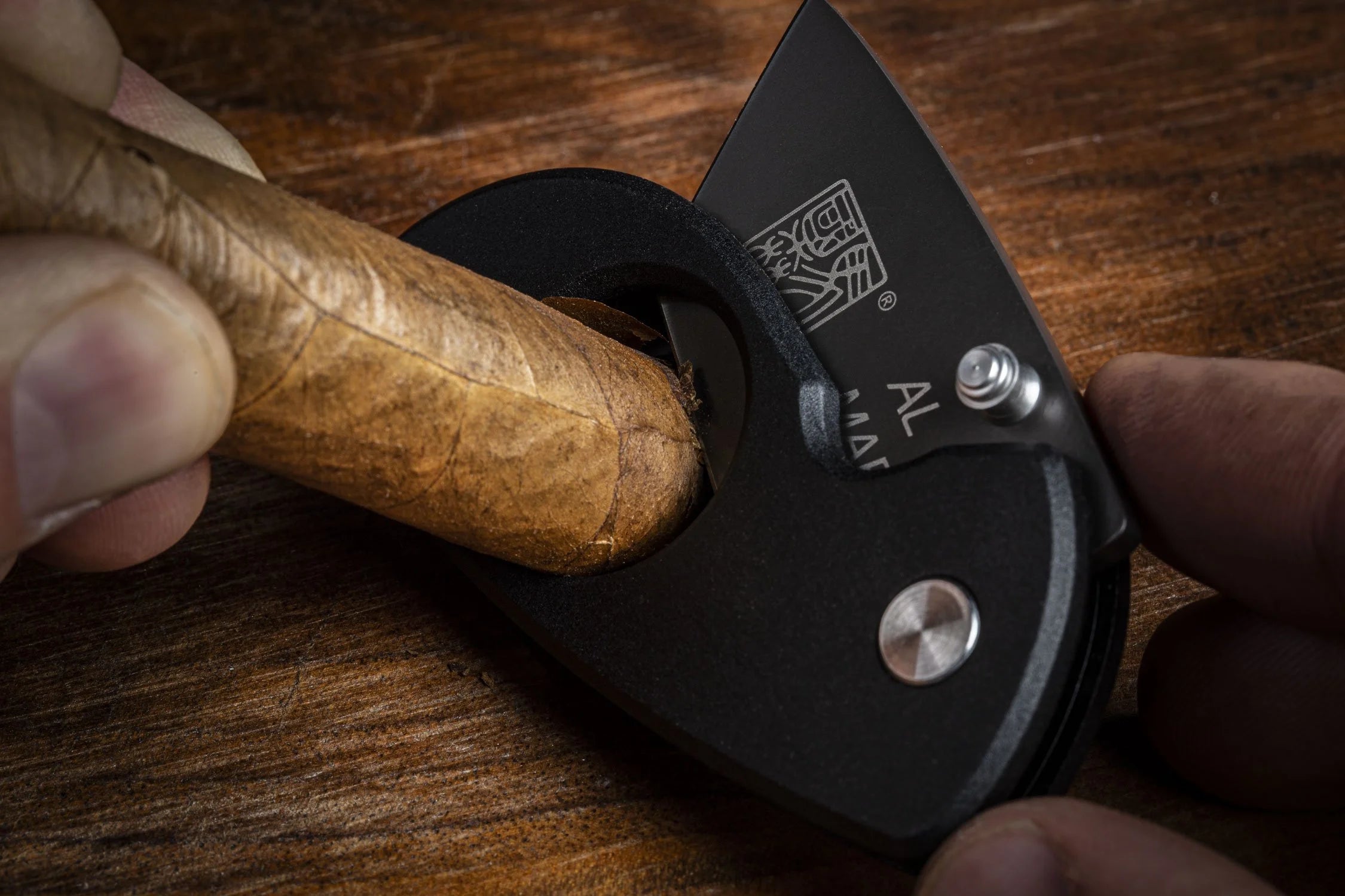 Almar Havana Clipper™ Cigar Cutter