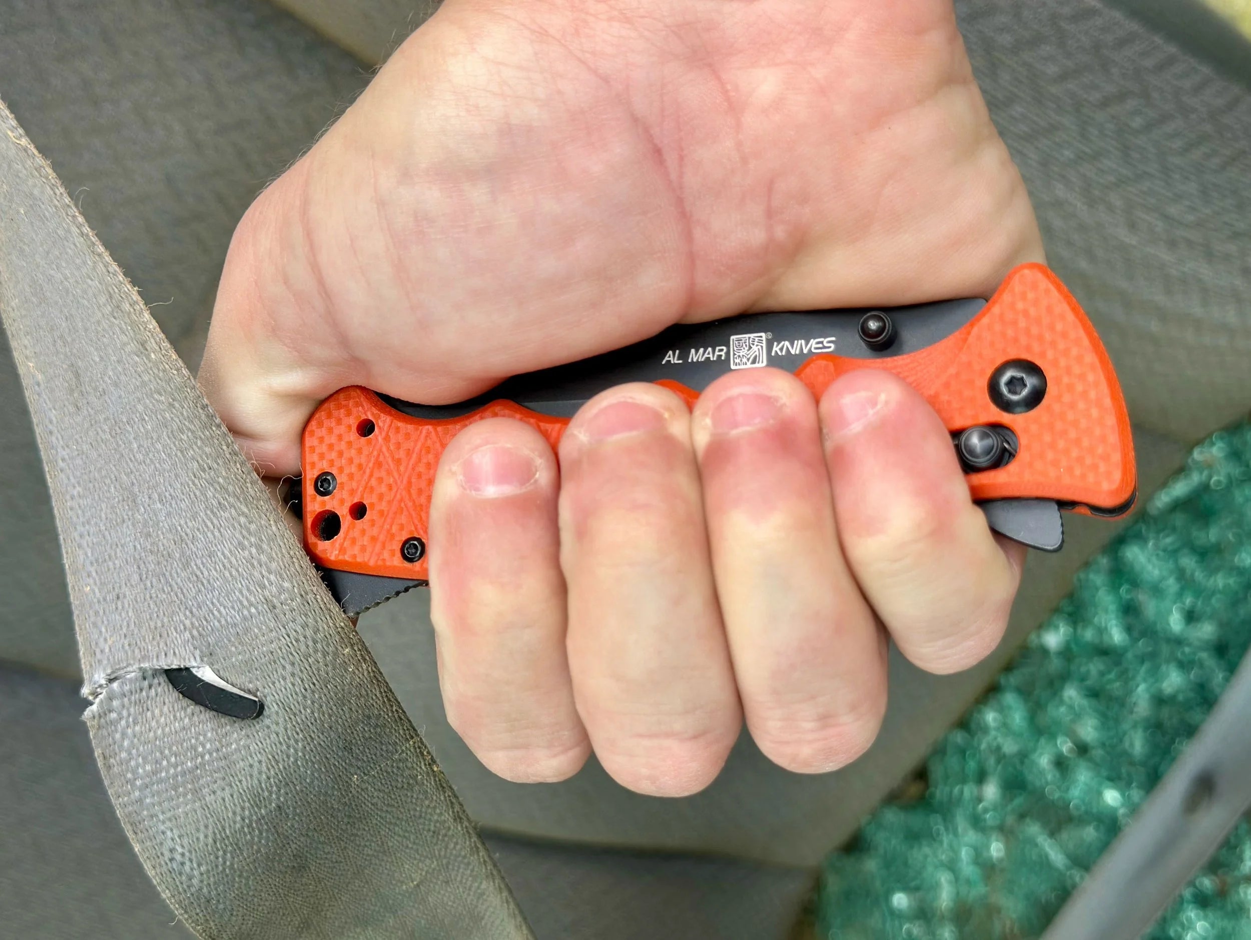 3.5" Rescue Assist Knife