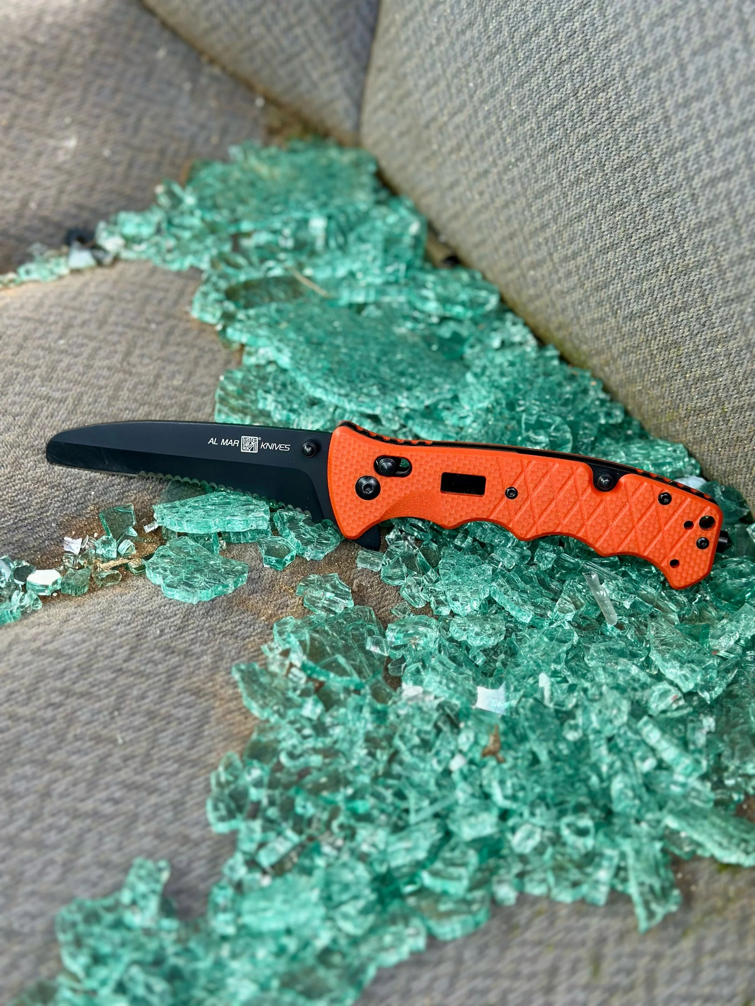 3.5" Rescue Assist Knife