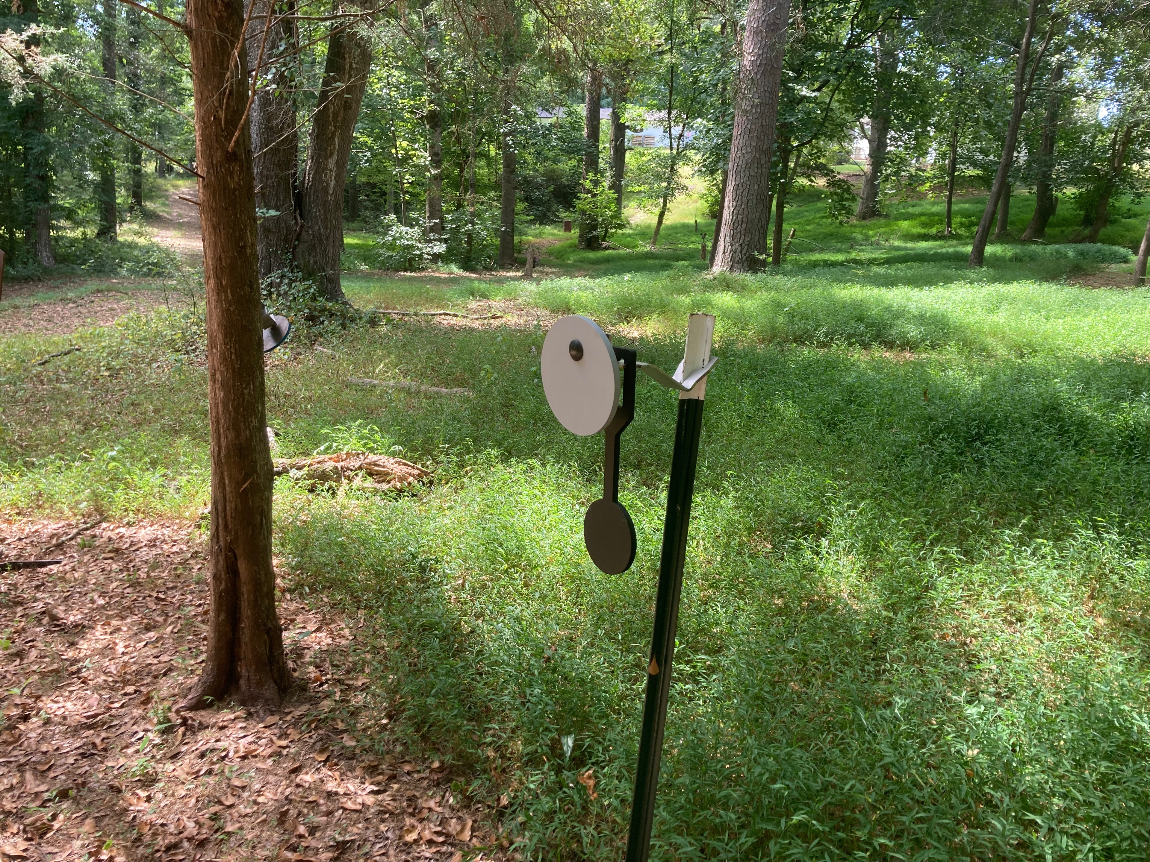 6" Gong With 4" Reactive Dangler and Universal Tpost Hanger
