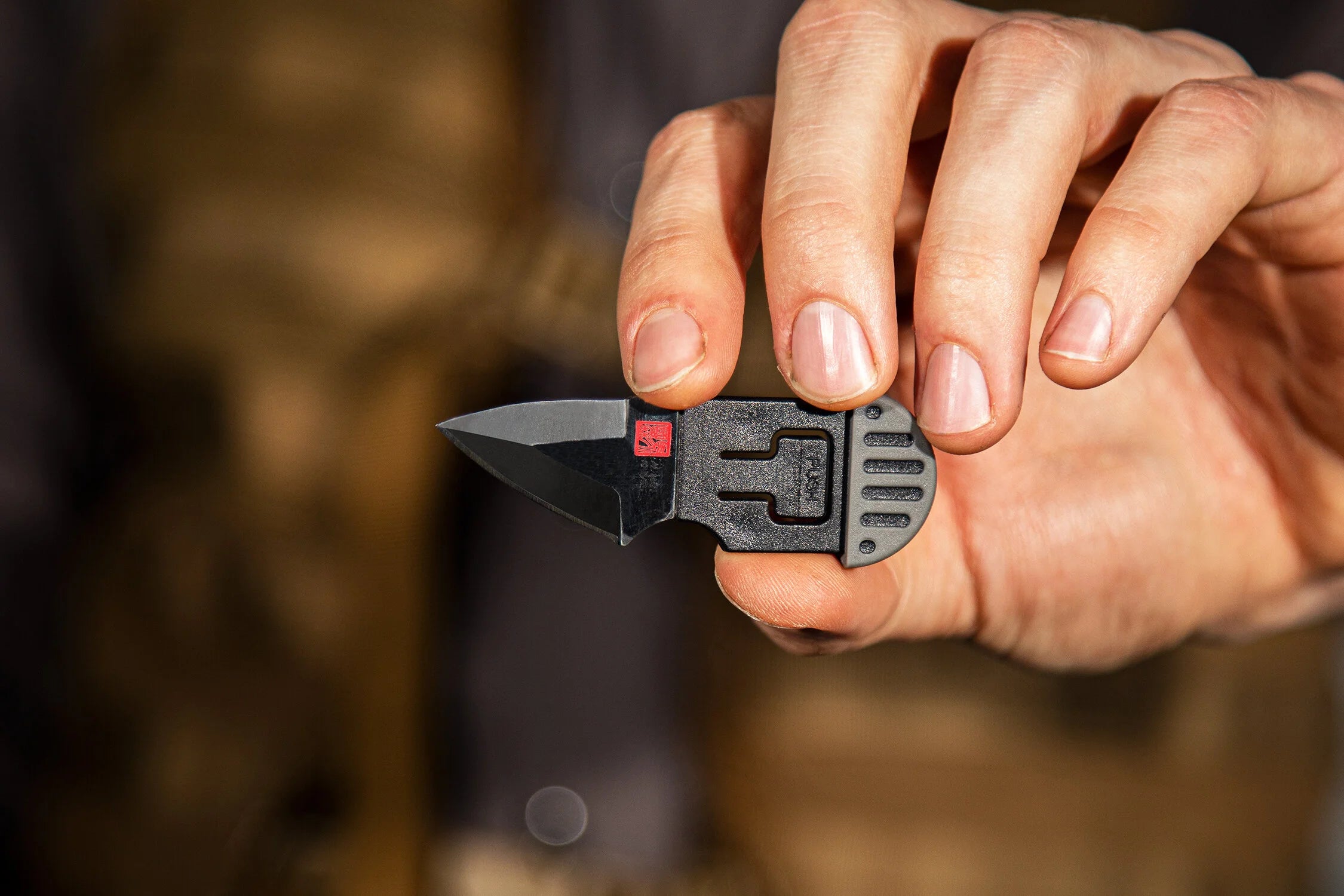 Almar 1.3" Stinger Keychain Gray Knife